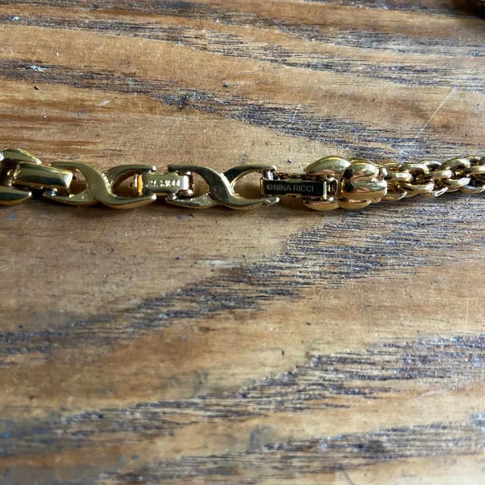 Nina Ricci - Picture 4 of 5